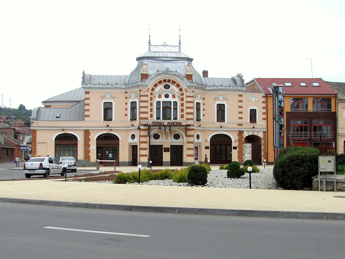1200px Turda Teatrul Municipal 2010